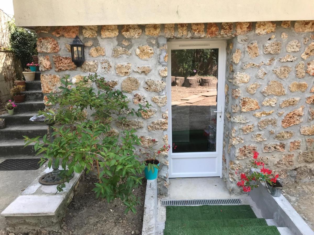 De L'etang Du Perray Holiday home *